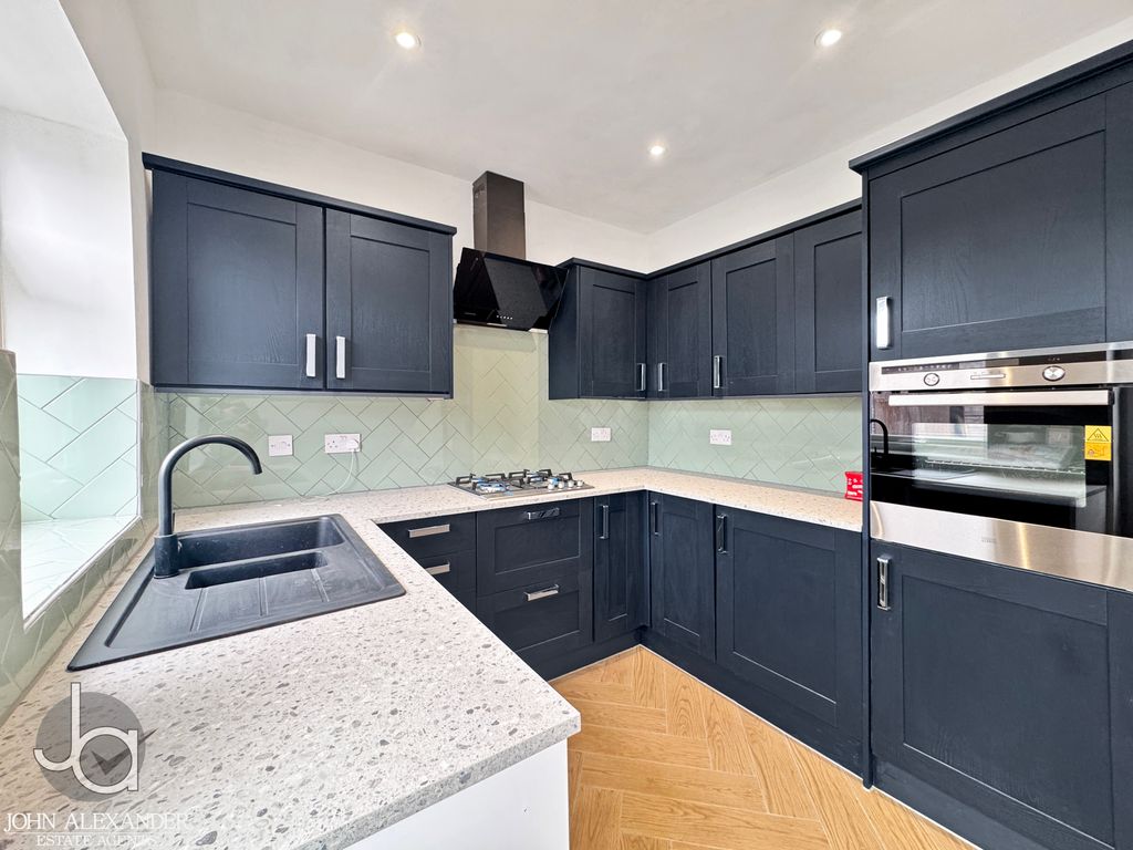 Property photo 3 of 17 20250610_104916047_0.5