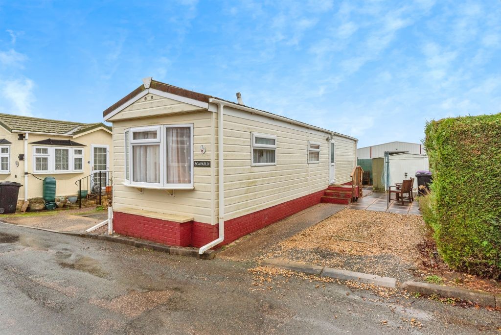 Property photo 1 of 20