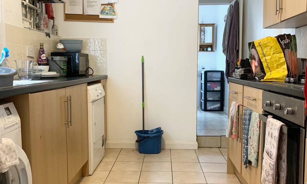 Property photo 2 of 9