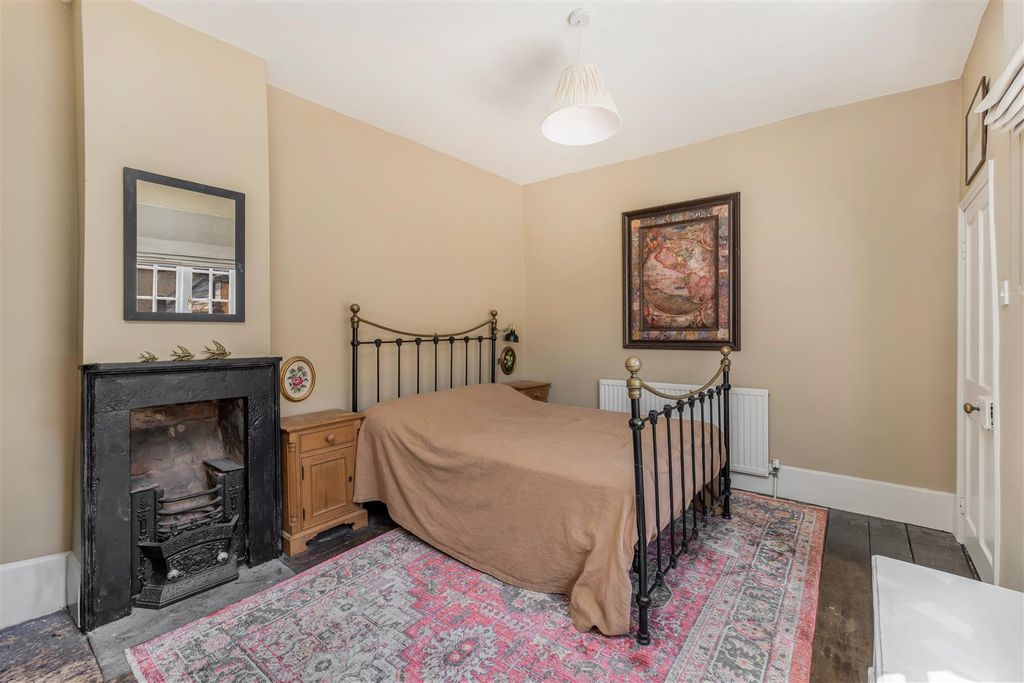 Property photo 3 of 15 3 Culworth Road, Chipping Warden-23.Jpg