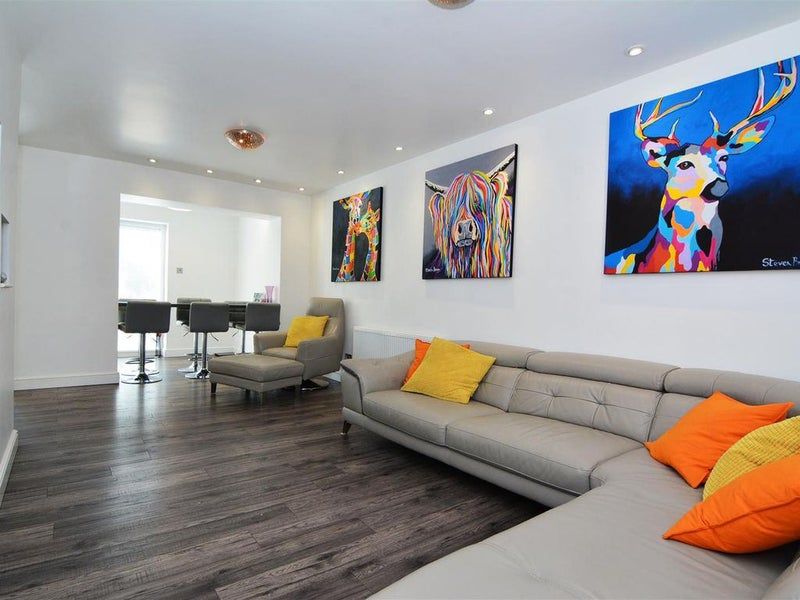 Property photo 2 of 10 88918291