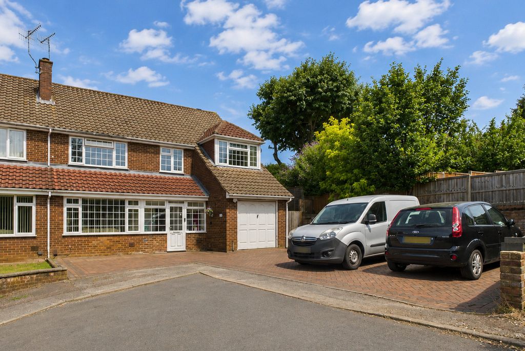 Property photo 1 of 22
