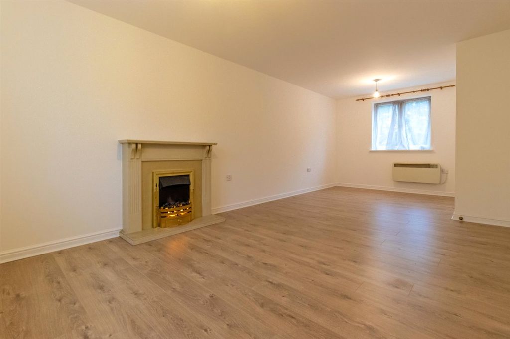 Property photo 2 of 10 Picture No. 06