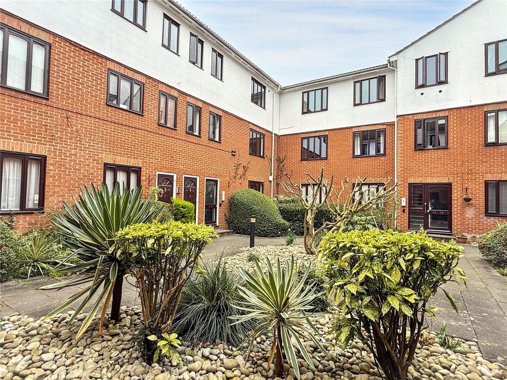 Property photo 2 of 7 Picture No. 03