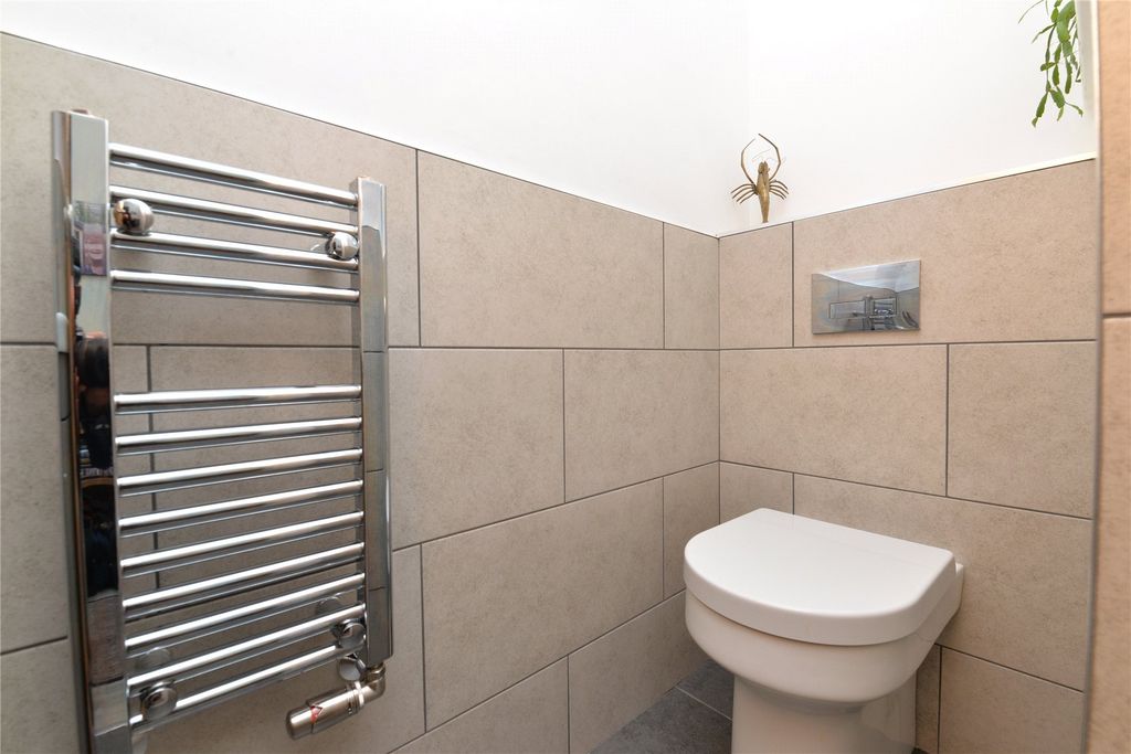 Property photo 1 of 14 Picture No. 01