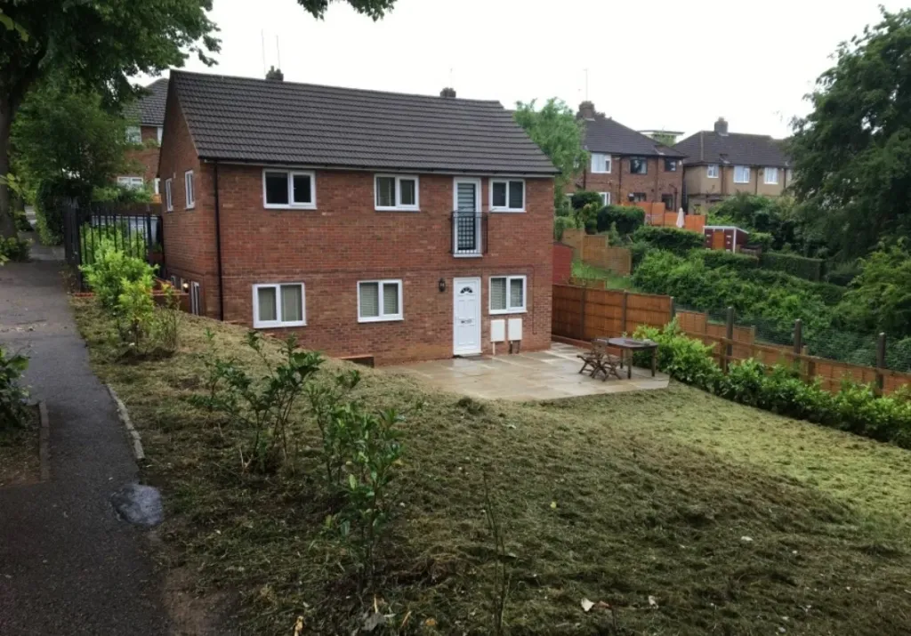 Property photo 2 of 9