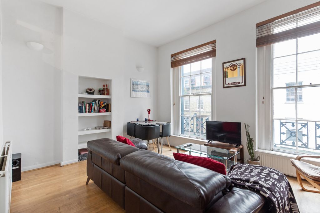 Property photo 3 of 12