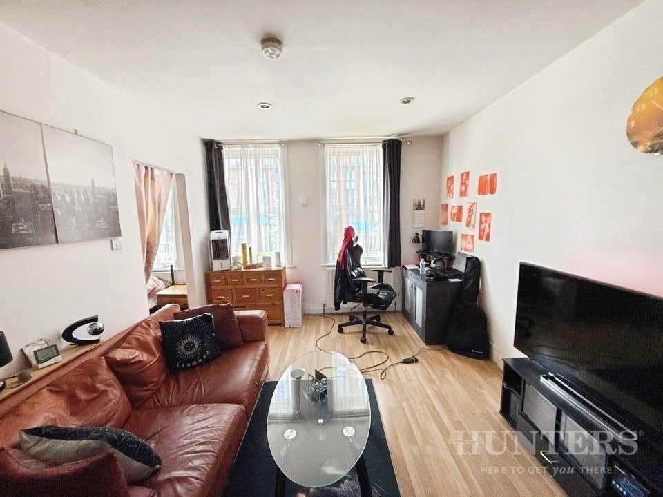 Property photo 2 of 6 Pbox-Img.Jpg