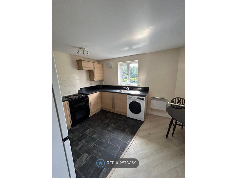 Property photo 3 of 9