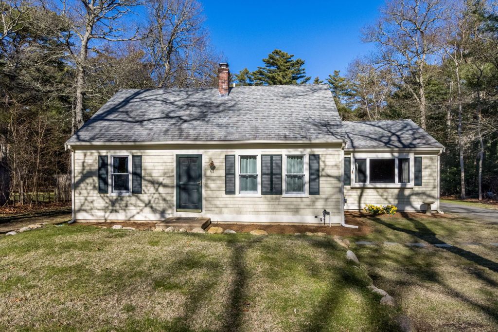 Property photo 1 of 20