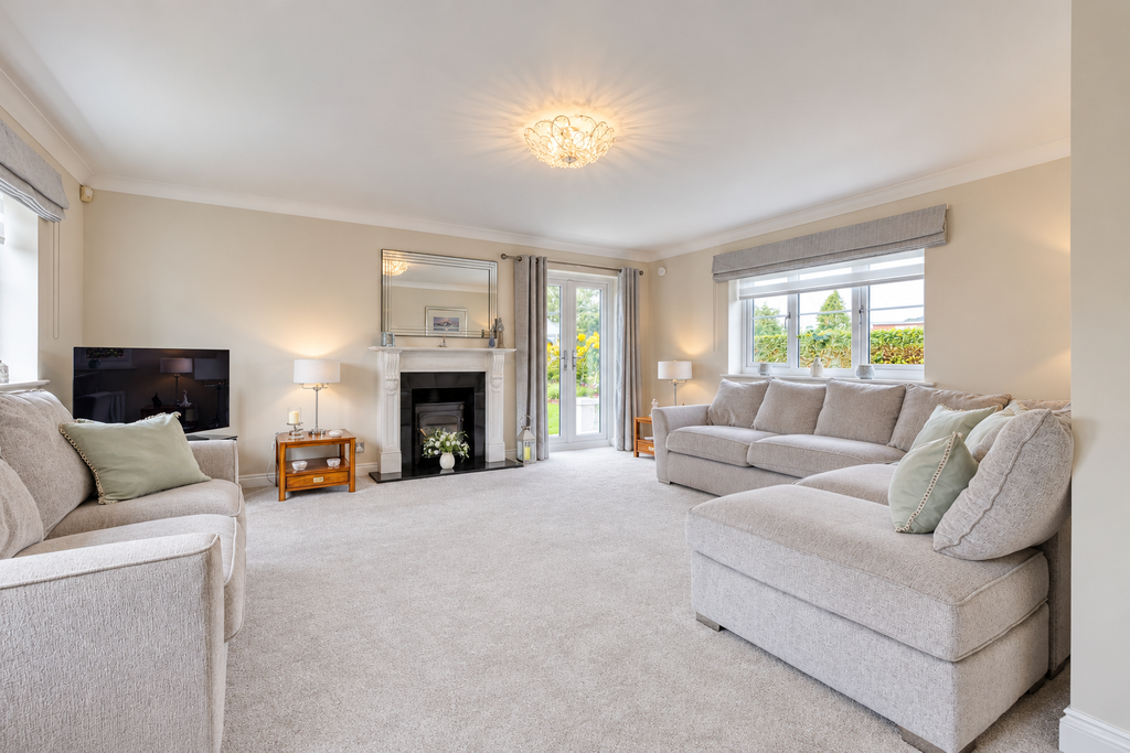 Property photo 3 of 58 01