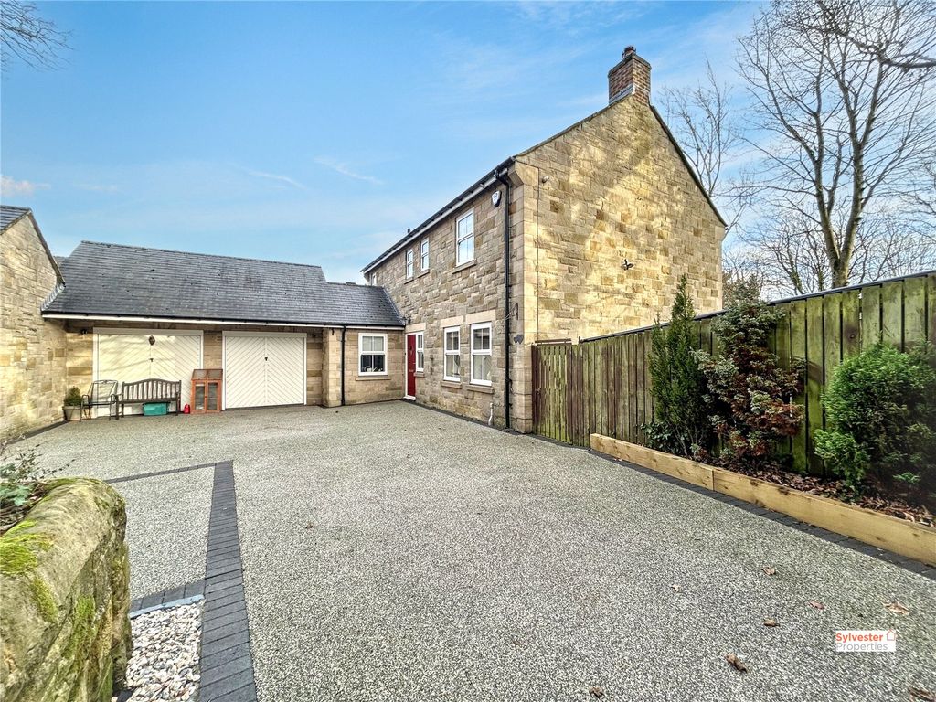 Property photo 2 of 27 Picture No. 09