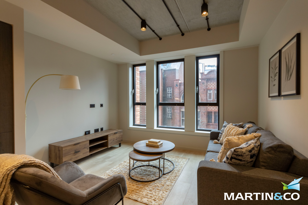 Property photo 2 of 17 Picture2