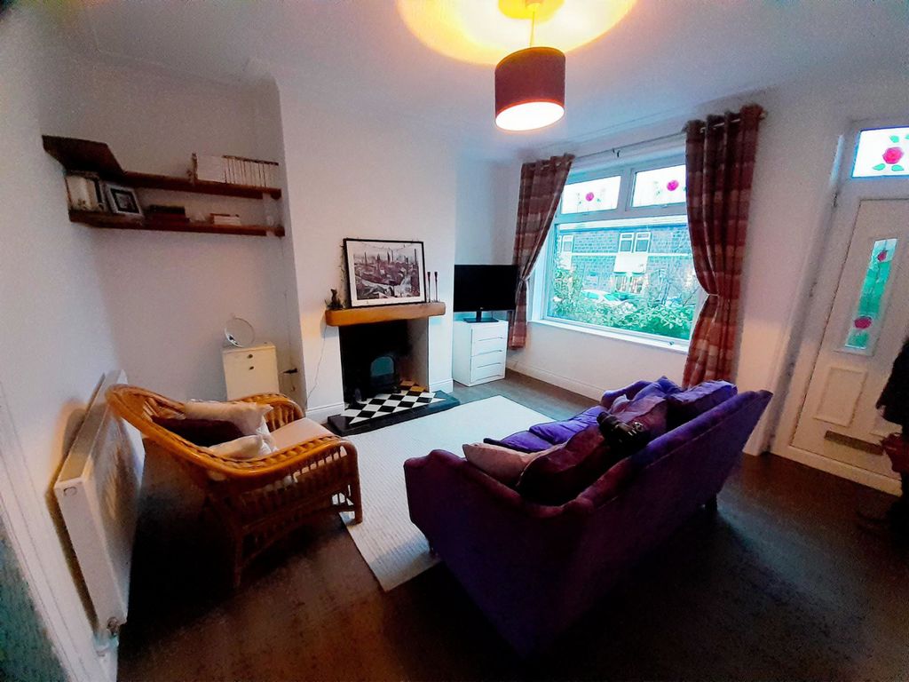 Property photo 3 of 11