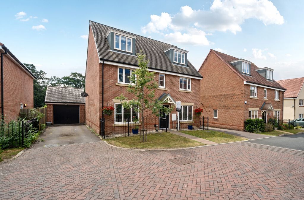 Property photo 1 of 19 1325222-1-68876Cb...