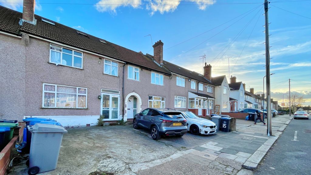 Property photo 2 of 30