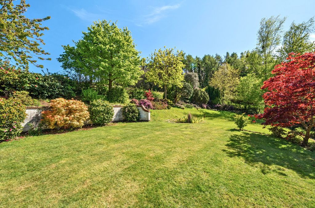 Property photo 2 of 20 Rear Garden