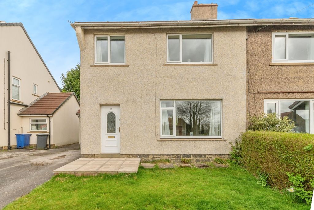 Property photo 2 of 17 Photo