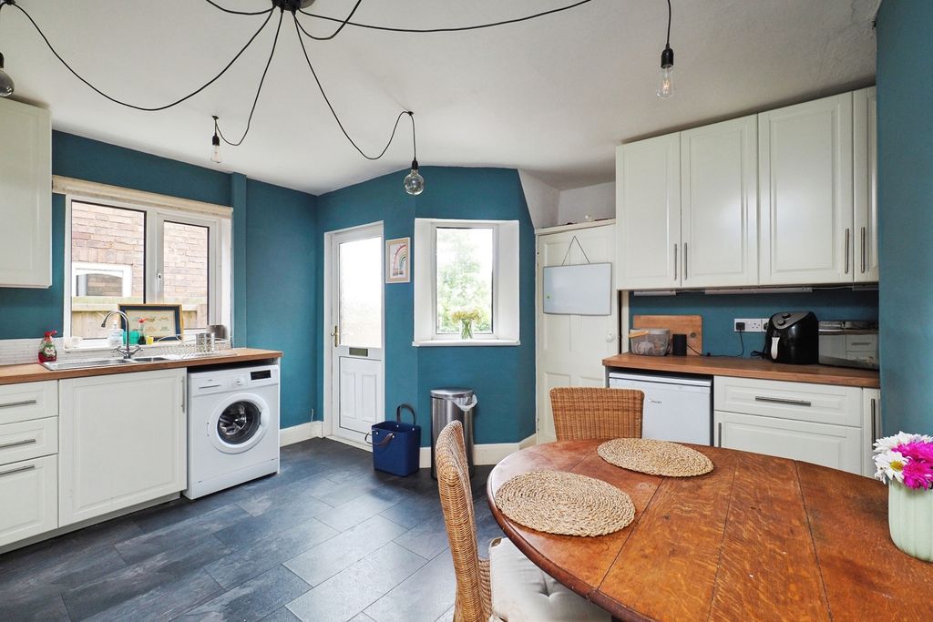 Property photo 2 of 20 Pbox-Img.Jpg