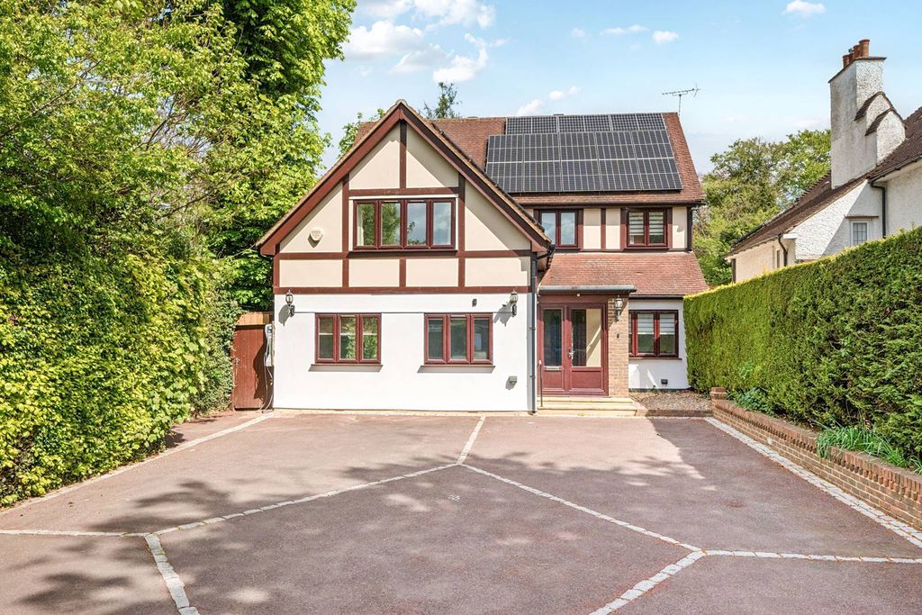 Property photo 1 of 22