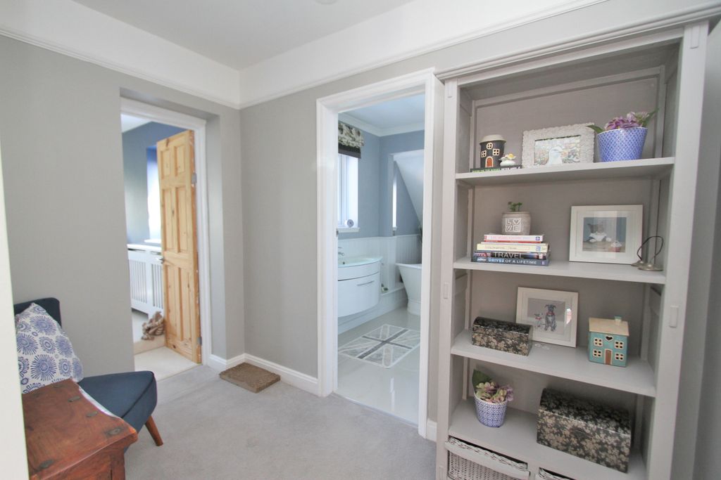 Additional image 22 of 5 bed detached house for salePrideaux Road, Eastbourne BN21