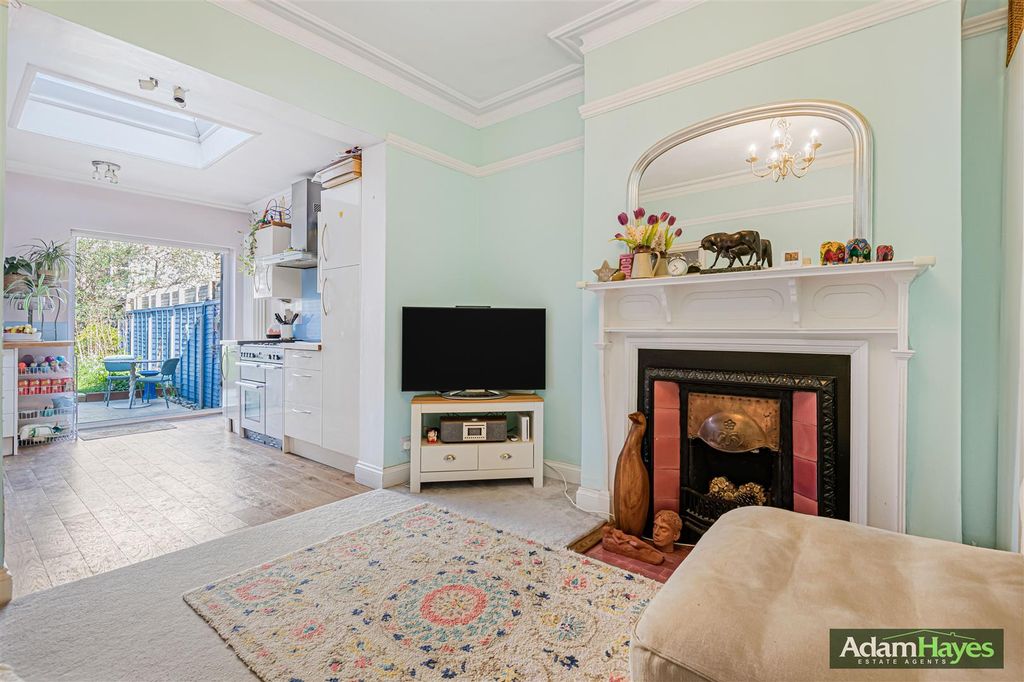 Property photo 3 of 17 14_75453_Watermarked.Jpg