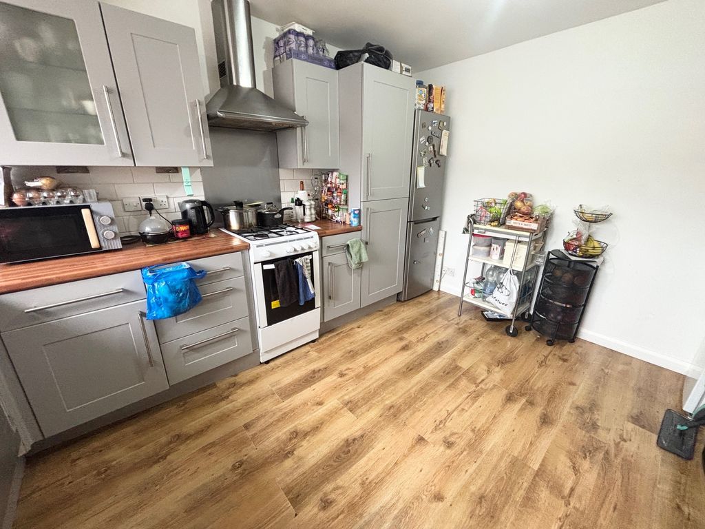 Property photo 2 of 10 Image