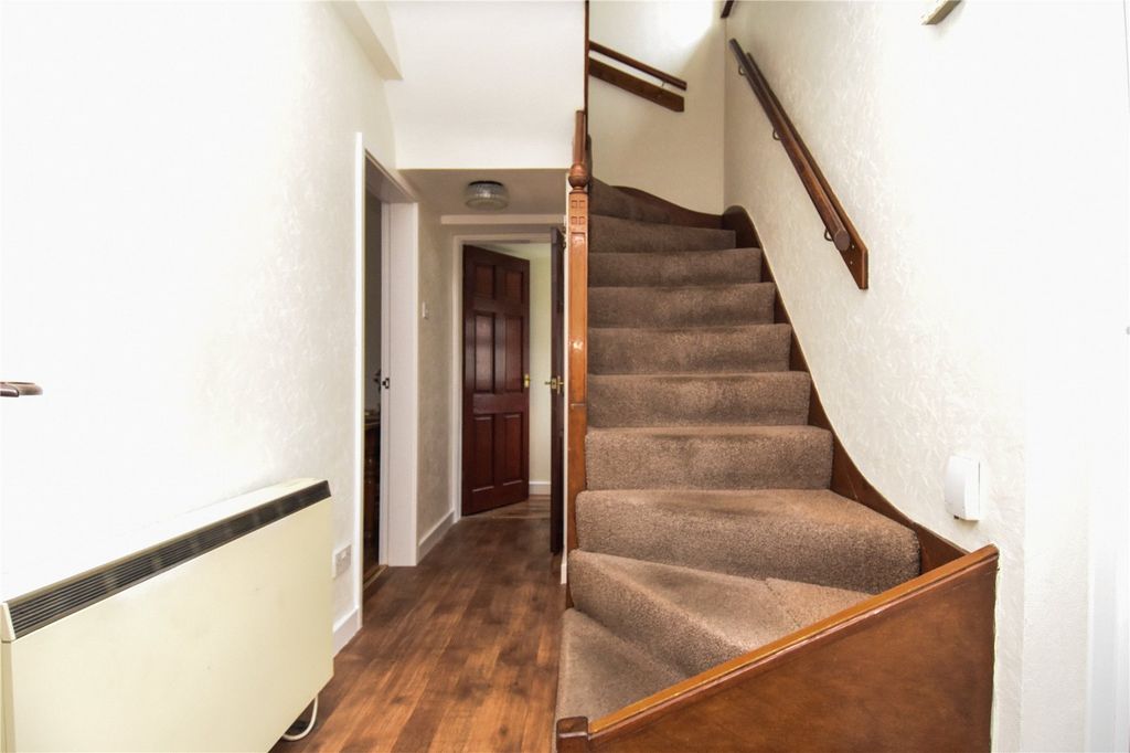 Property photo 2 of 17 Picture No. 09