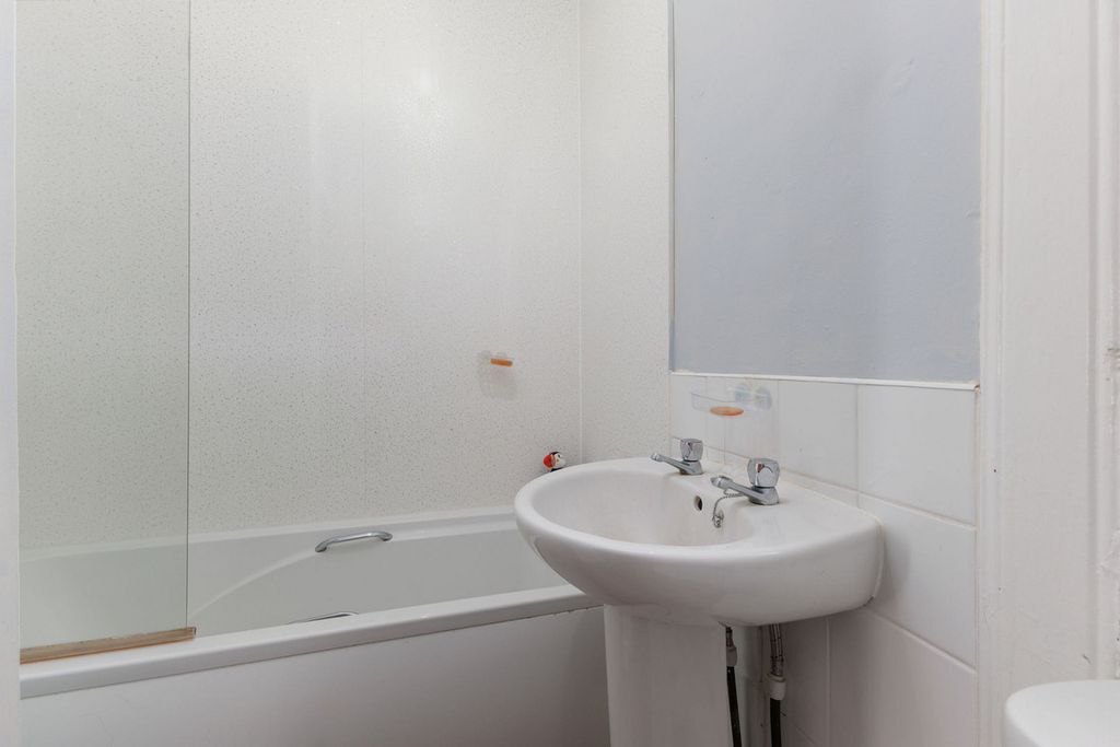 Additional image 12 of 2 bed flat for saleDurward Street, Leven KY8