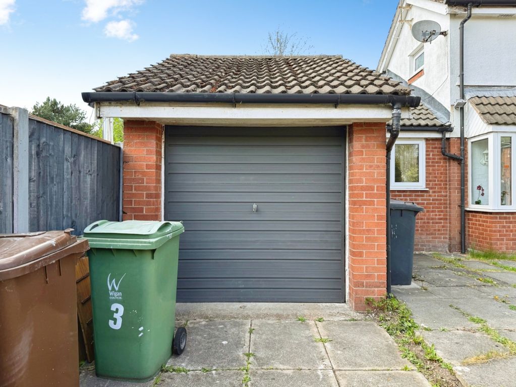 Property photo 1 of 15 Pbox-Img.Jpg