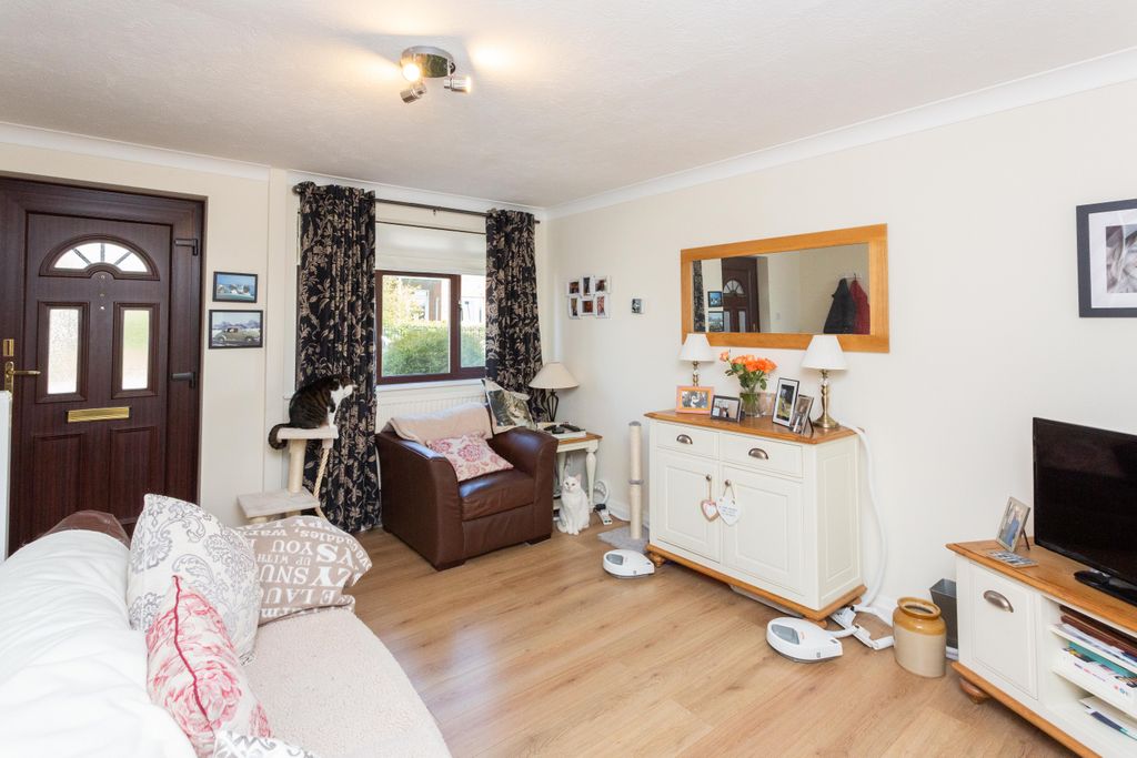 Property photo 2 of 7