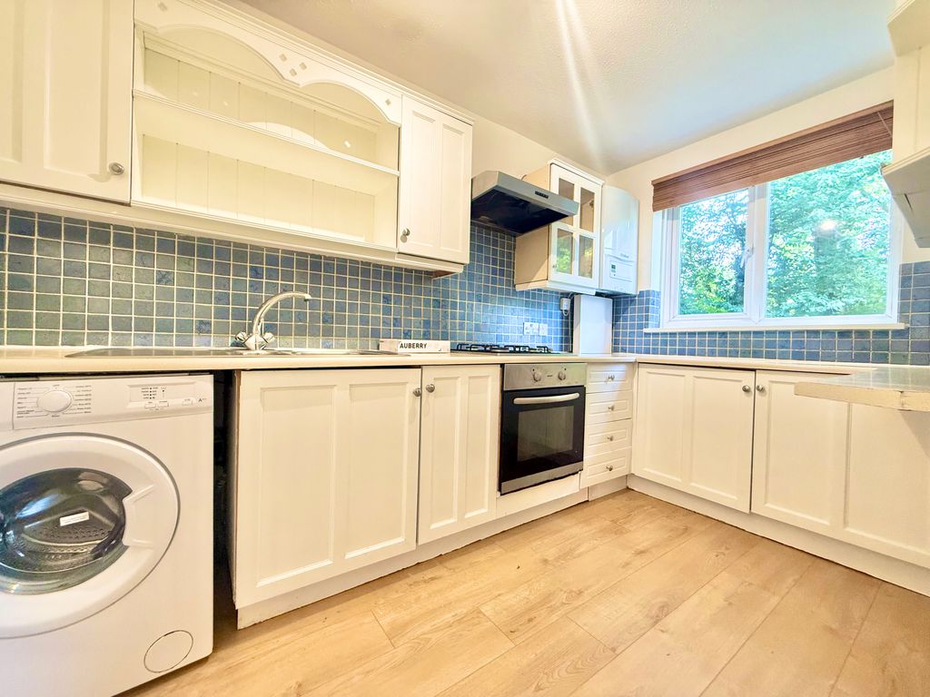 Property photo 3 of 10 Img_1656