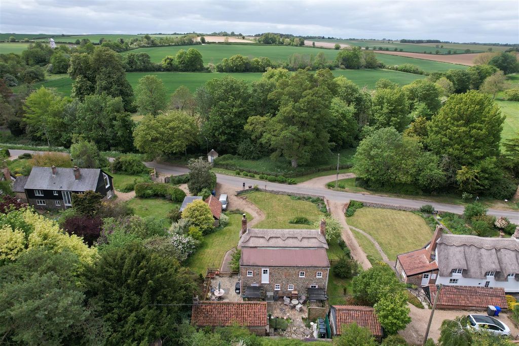 Property photo 3 of 30 Photo_1080296310_Dji_886_Jpg_10551621_0_2026511136