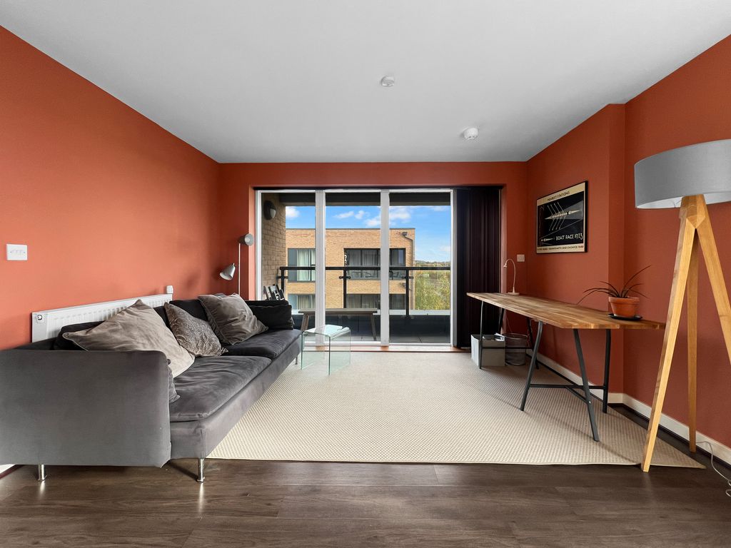 Property photo 2 of 10 4147A48F97Edfa2671B5A876979336d7F2c380E4