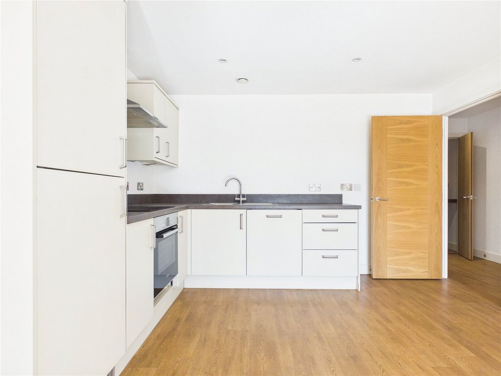 Property photo 2 of 14 Picture No. 02
