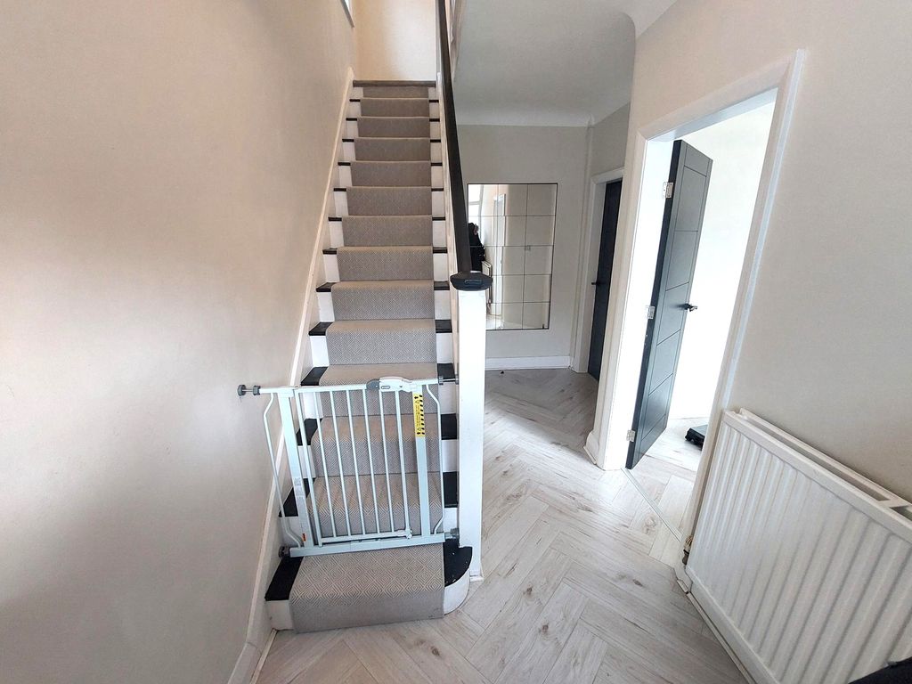 Property photo 3 of 16 20260212_102638