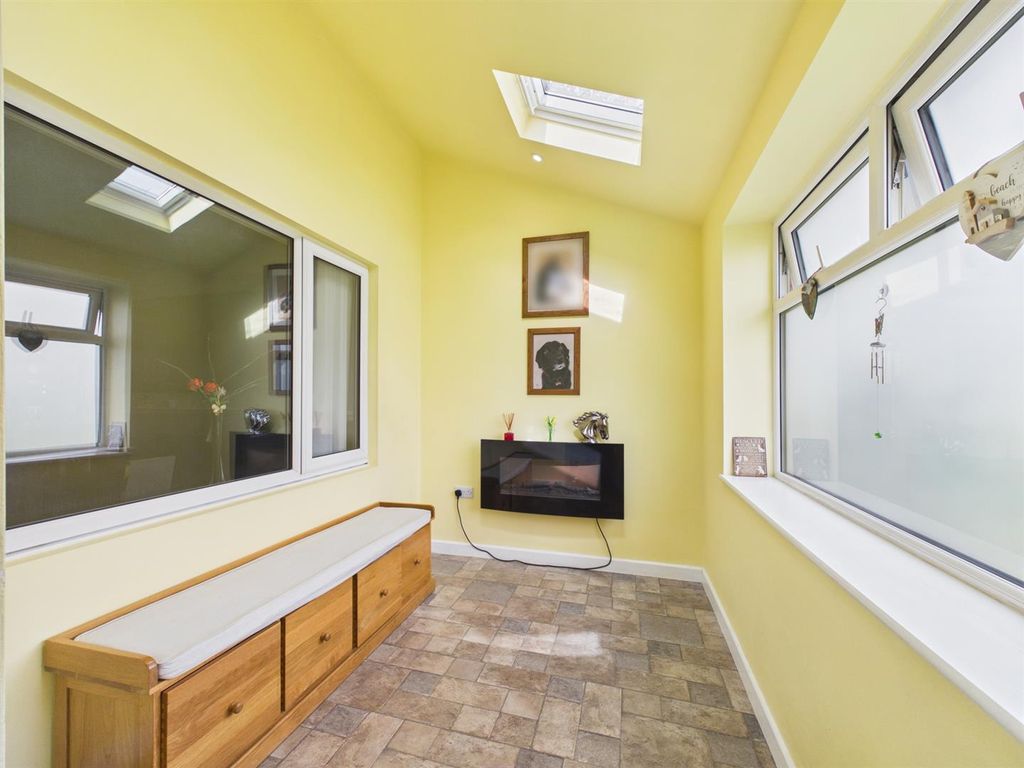 Property photo 3 of 15 Cam02435G0-Pr0285-Still008.Jpg