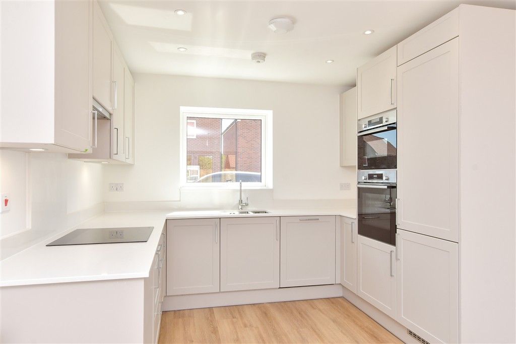 Property photo 3 of 10 Kitchen/Diner