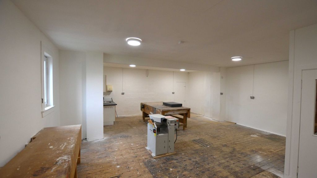 Property photo 2 of 9 Allied-Surveyors-Scotland-66-68 West Granton Road-