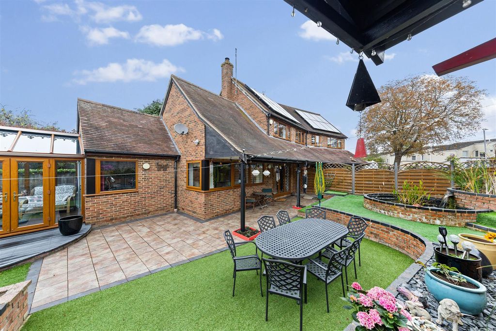 Property photo 2 of 35 19Lisselrdweb13.Jpg