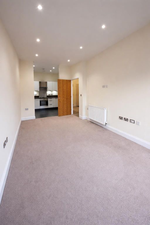 Property photo 2 of 9 Image