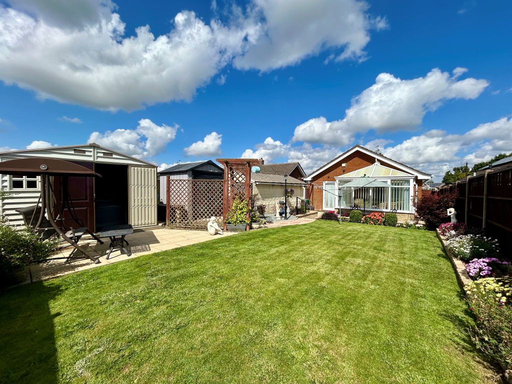 Property photo 2 of 16