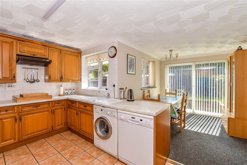 Property photo 2 of 23 Kitchen