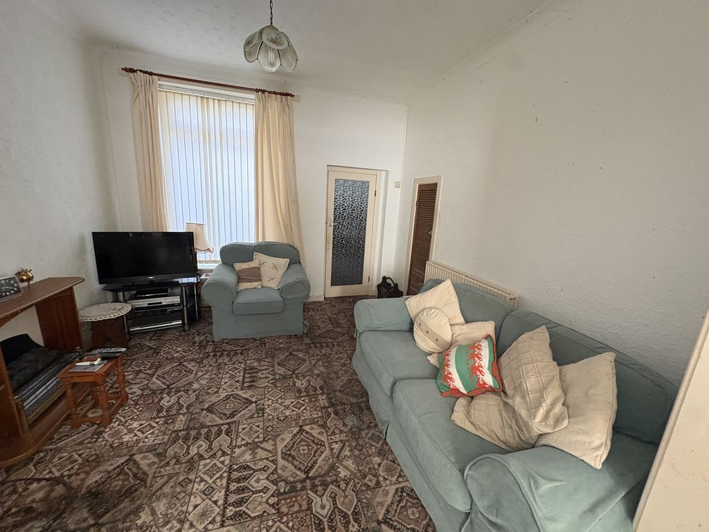 Property photo 3 of 6 Not Specified