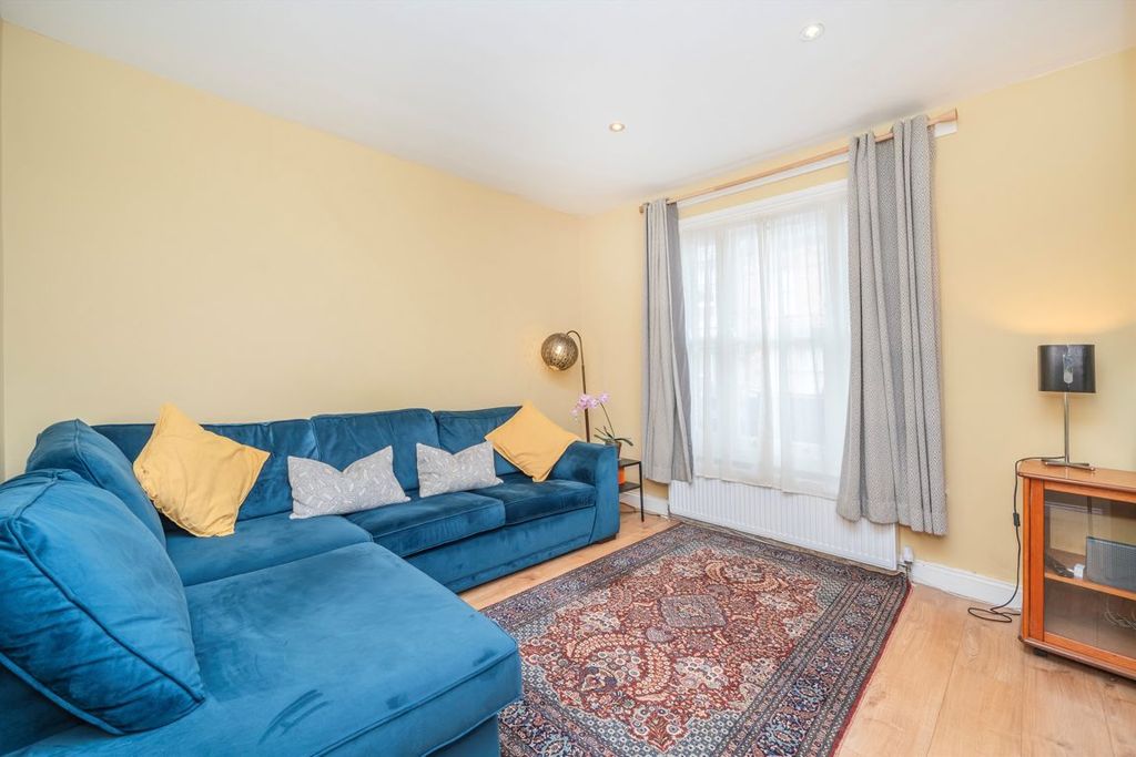 Property photo 3 of 5