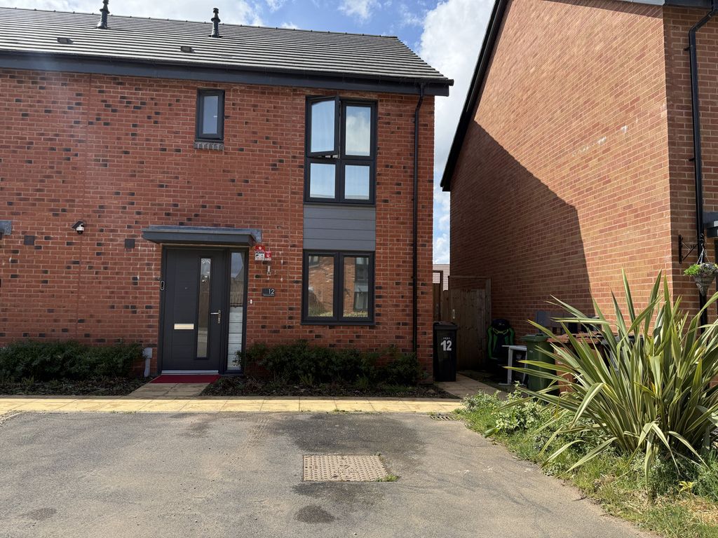 Property photo 1 of 18