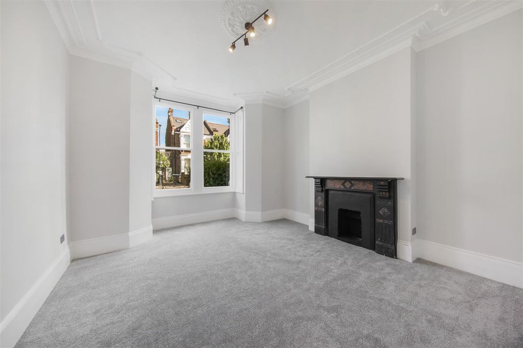 Property photo 1 of 14 Reception Room