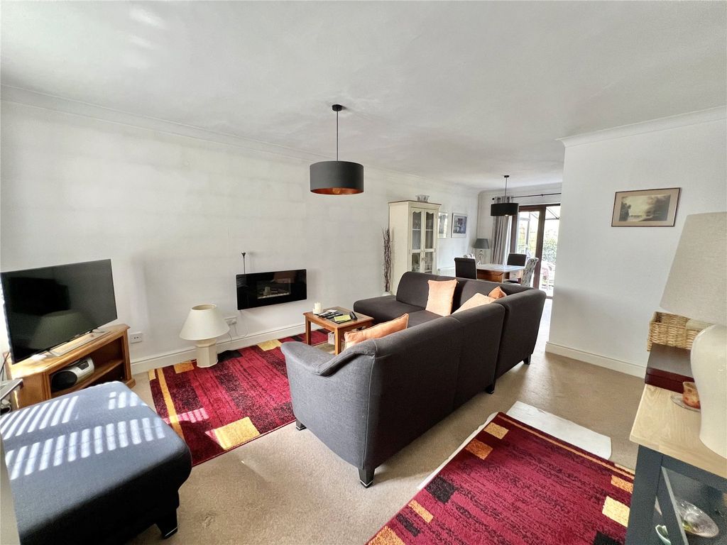 Property photo 3 of 13 Picture No. 13