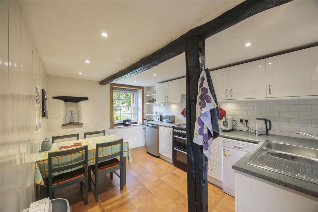 Property photo 2 of 35 Kitchen Diner