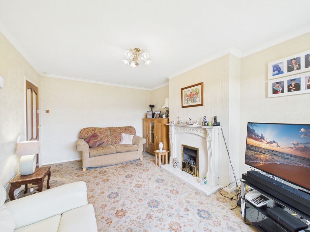 Property photo 3 of 22 Living Room